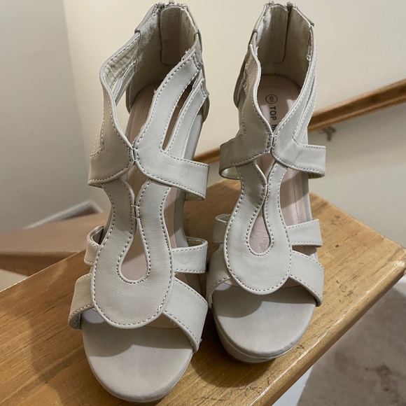 Wedges - Picture 2 of 2